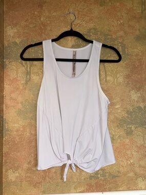 The Constant ~ White Knot Front Tank